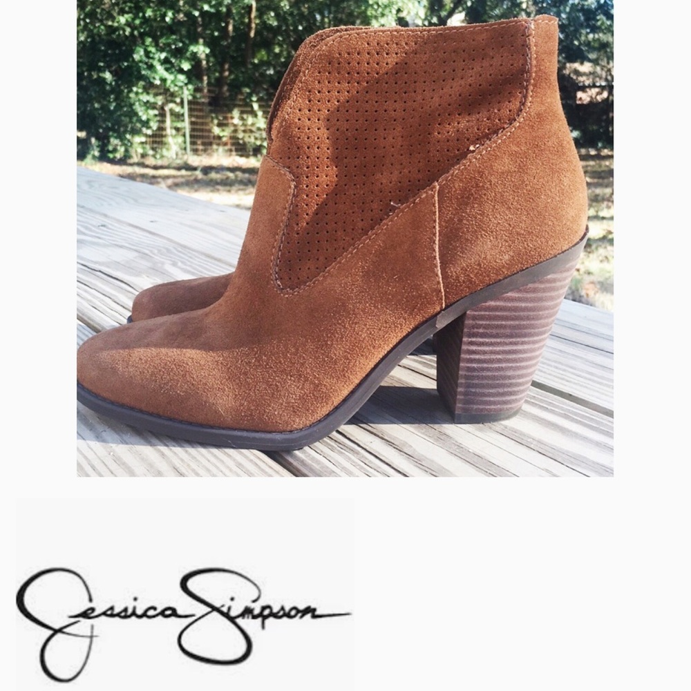 Jessica Simpson Suede Ankle Booties! Size 7.5
